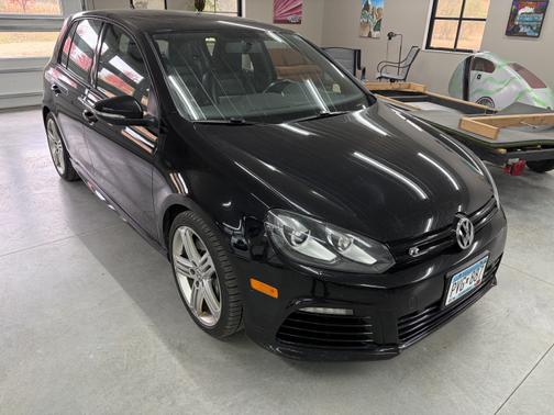 2012 Volkswagen Golf R 4-Door