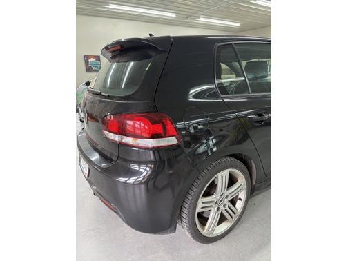 2012 Volkswagen Golf R 4-Door