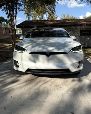 White 2020 Tesla Model X Long Range Plus