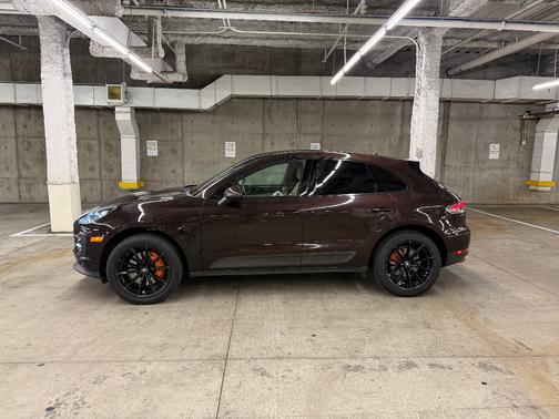 2020 Porsche Macan Macan S