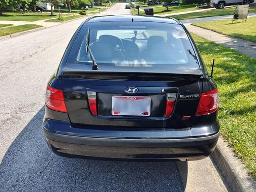 Black 2005 Hyundai ELANTRA GT