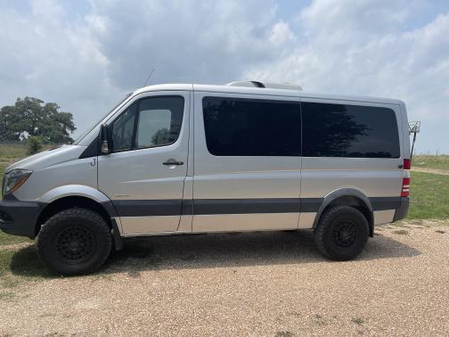2016 Mercedes-Benz Sprinter 2500