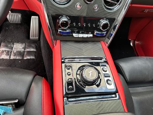 2019 Rolls-Royce Cullinan Base