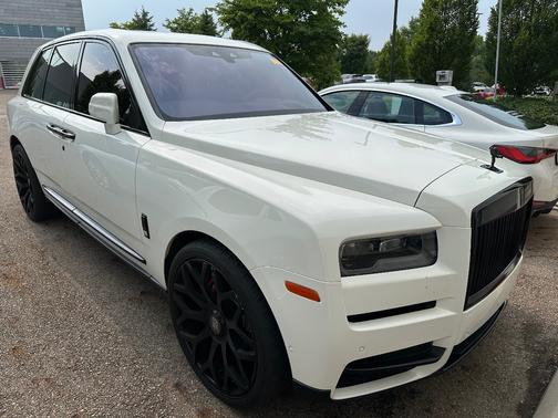 2019 Rolls-Royce Cullinan Base