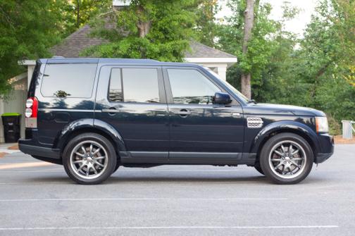 Photo 3 of 15 of 2010 Land Rover LR4 Base