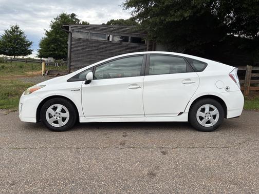 White 2011 Toyota Prius II