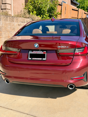 Red 2022 BMW 330e Base