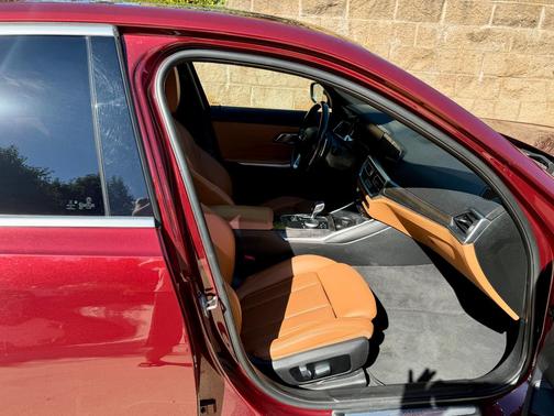 Red 2022 BMW 330e Base