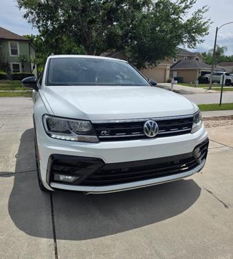 2021 Volkswagen Tiguan 2.0T SE R-Line Black