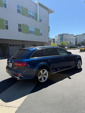 Blue 2013 Audi allroad 2.0T Premium Plus