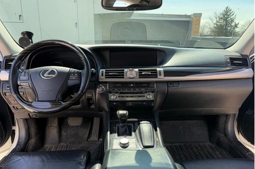 White 2013 Lexus LS 460 Base