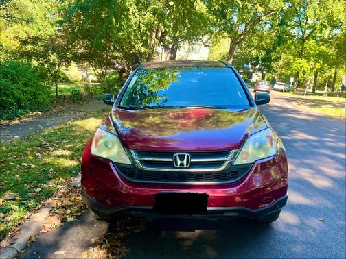 Red 2011 Honda CR-V SE