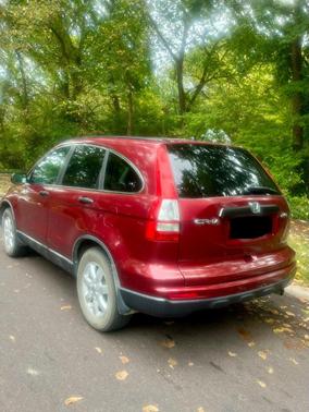 Red 2011 Honda CR-V SE