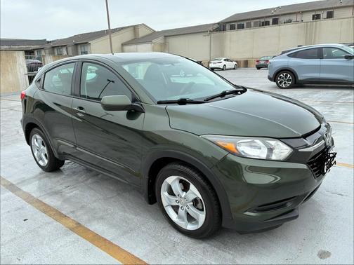 Green 2016 Honda HR-V LX