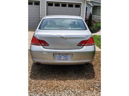 2007 Toyota Avalon XLS