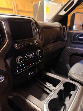 White 2022 GMC Sierra 3500 Denali