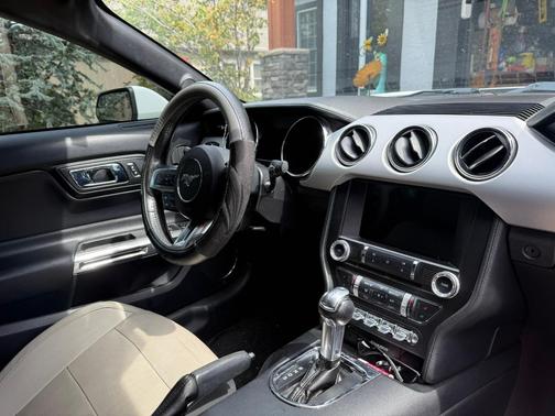 White 2017 Ford Mustang EcoBoost Premium