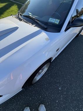 White 2002 Ford Mustang GT