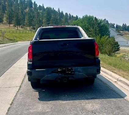 Black 2003 Chevrolet Avalanche 1500
