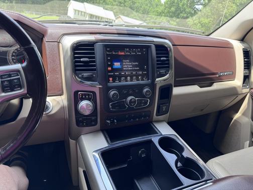 White 2013 RAM 1500 Laramie