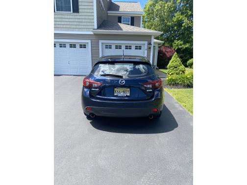 Photo 5 of 14 of 2016 Mazda Mazda3 i Sport