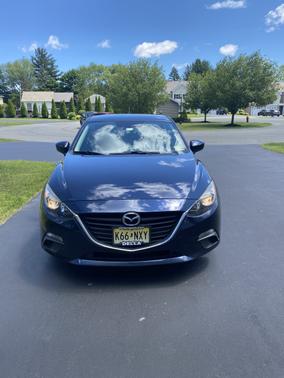 Photo 1 of 14 of 2016 Mazda Mazda3 i Sport