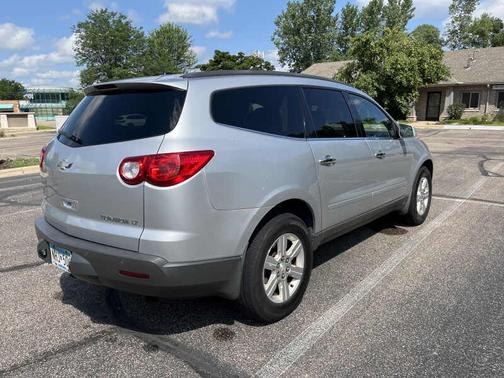 2011 Chevrolet Traverse LT