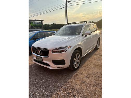 2021 Volvo XC90 T6 Momentum