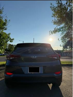 2017 Hyundai TUCSON SE