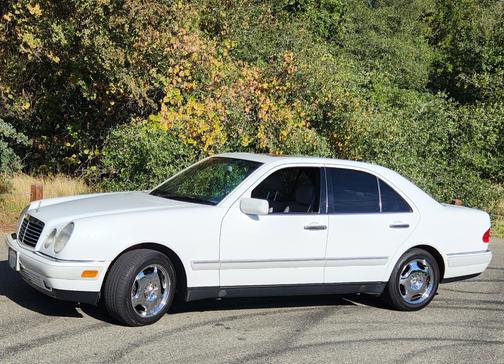 1997 Mercedes-Benz E-Class E420