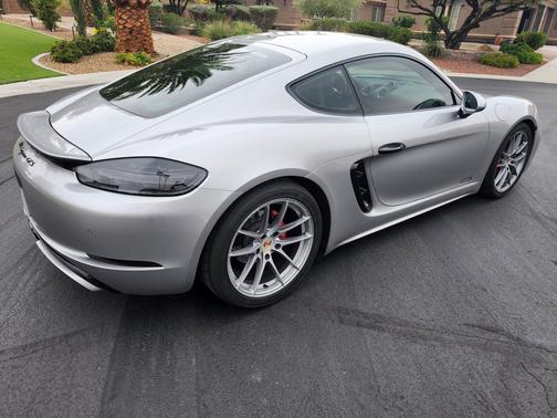 2018 Porsche 718 Cayman 718 Cayman GTS