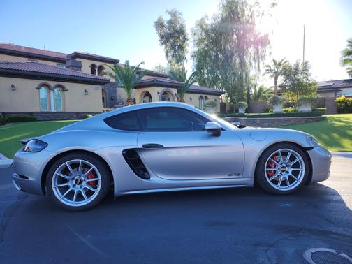 2018 Porsche 718 Cayman 718 Cayman GTS
