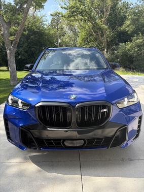 2025 BMW X5 M60i