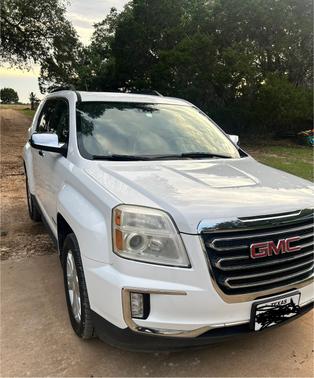White 2017 GMC Terrain SLT