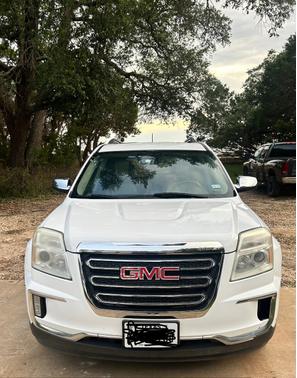 White 2017 GMC Terrain SLT