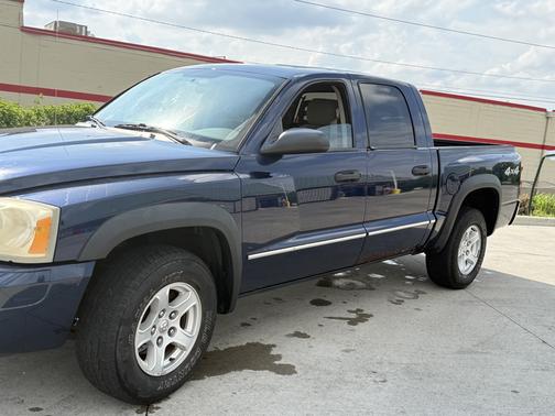 Blue 2006 Dodge Dakota SLT Quad Cab
