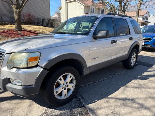 2006 Ford Explorer XLT
