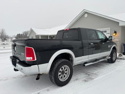 2014 RAM 3500 Laramie