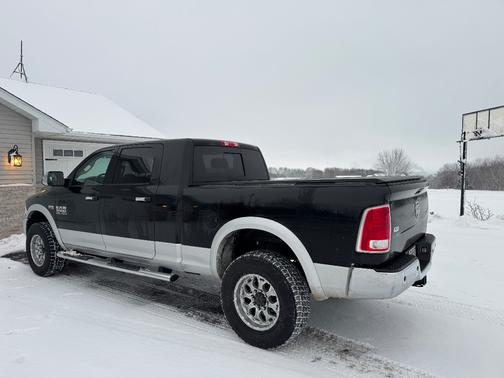 2014 RAM 3500 Laramie