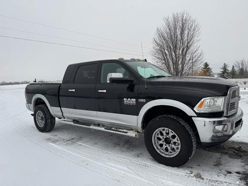 2014 RAM 3500 Laramie