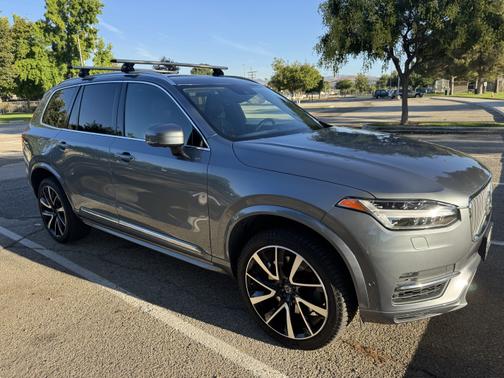 2019 Volvo XC90 Hybrid T8 Inscription