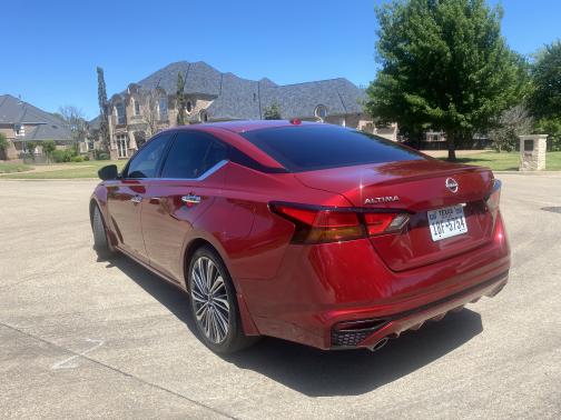 2024 Nissan Altima 2.5 SL