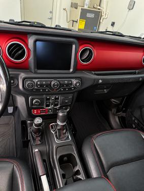 Black 2018 Jeep Wrangler Unlimited Rubicon