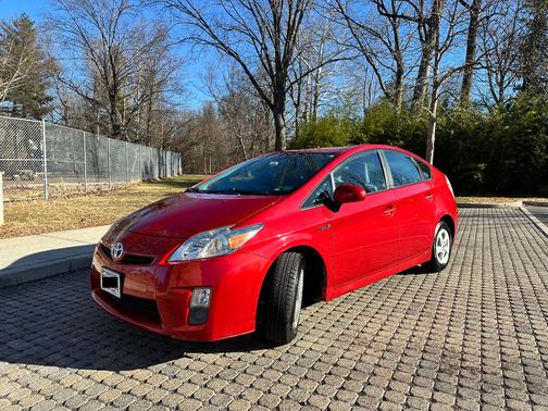 2010 Toyota Prius II