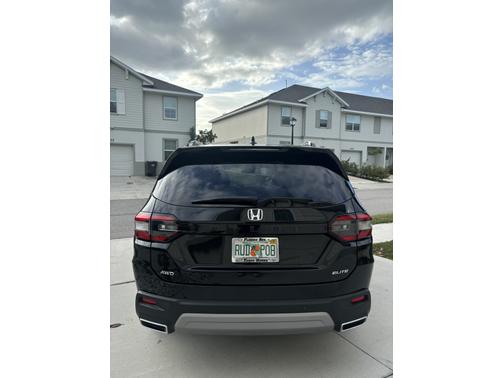 2025 Honda Pilot Elite AWD