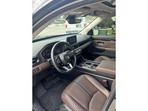2025 Honda Pilot Elite AWD