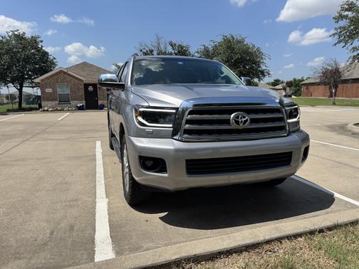 2010 Toyota Sequoia Limited