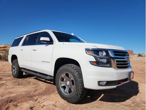 2019 Chevrolet Suburban LT