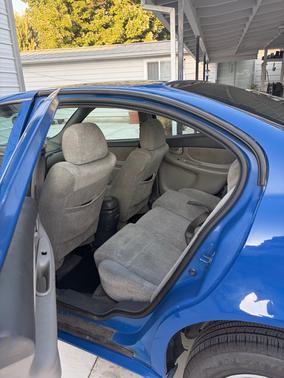 Blue 2000 Oldsmobile Alero GL