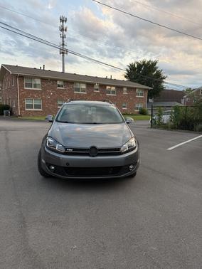 Gray 2013 Volkswagen Jetta SportWagen TDI